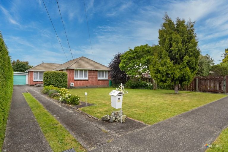 Photo of property in 41 Oxford Crescent, Ebdentown, Upper Hutt, 5018