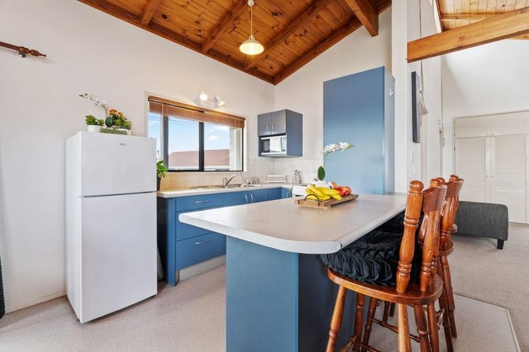 Photo of property in 20 Anglers Way, Wattle Downs, Auckland, 2102