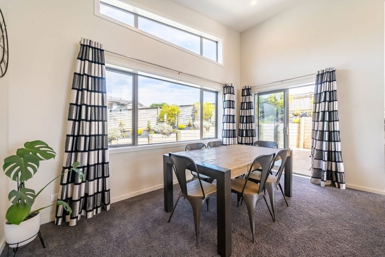 Photo of property in 4 Semaphore Lane, Whitby, Porirua, 5024