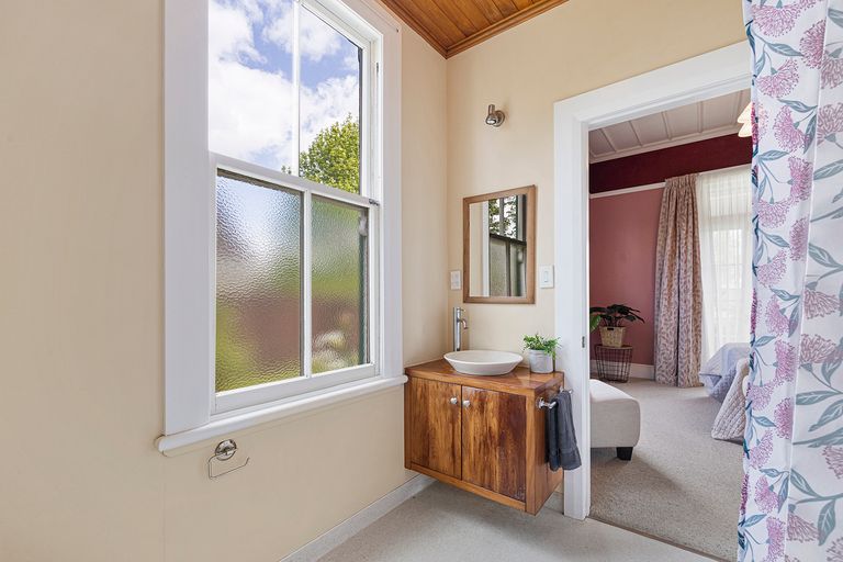 Photo of property in 43 Vogel Street, Cambridge, 3434