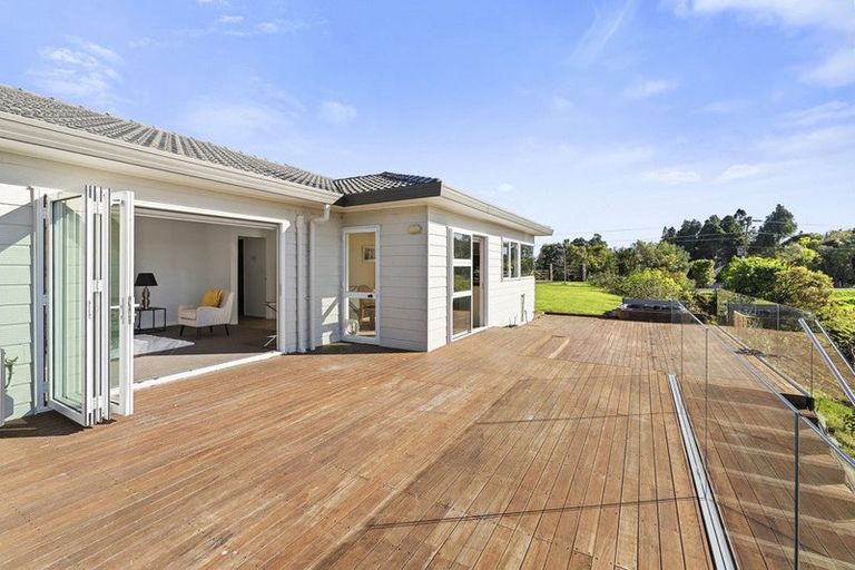 Photo of property in 233 Whitehills Road, Waitoki, Silverdale, 0994