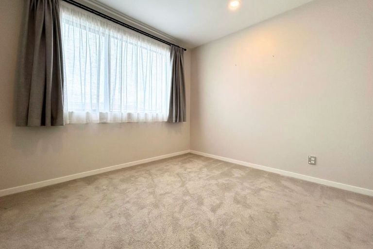 Photo of property in 20 Tararua Street, Massey, Auckland, 0614