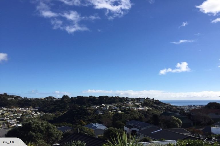 Photo of property in 65 Mercury Way, Whitby, Porirua, 5024