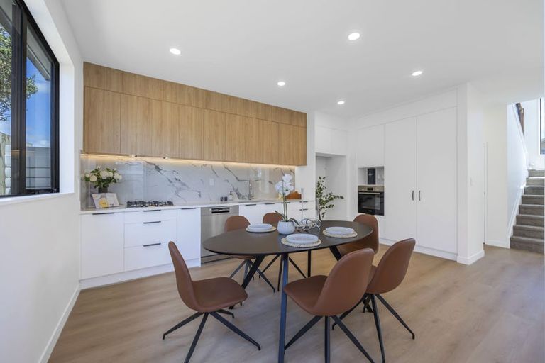 Photo of property in 744b East Coast Road, Pinehill, Auckland, 0630