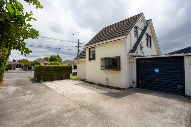 Photo of property in 81a Middleton Road, Upper Riccarton, Christchurch, 8041