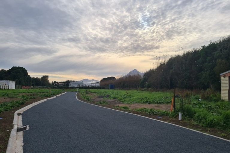 Photo of property in 81 Whitcombe Road, Opunake, 4616