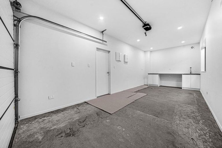 Photo of property in 40a Mason Street, New Lynn, Auckland, 0600