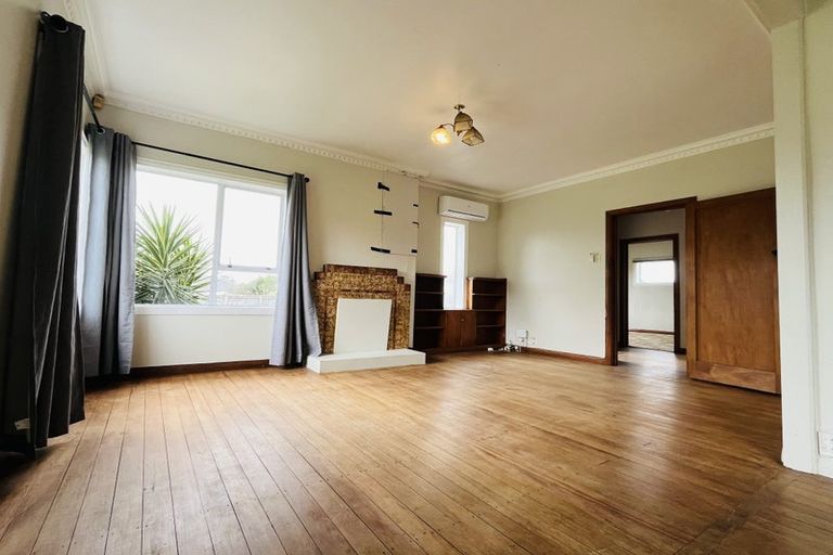 Photo of property in 125 Mangere Road, Otahuhu, Auckland, 1062