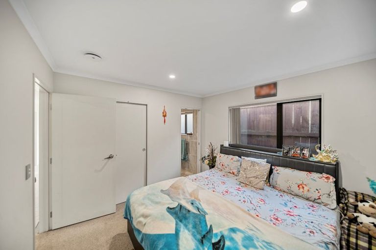 Photo of property in 116e Great South Road, Manurewa, Auckland, 2102