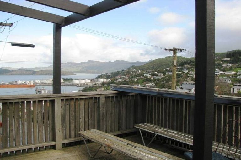 Photo of property in 34 Ripon Street, Lyttelton, 8082