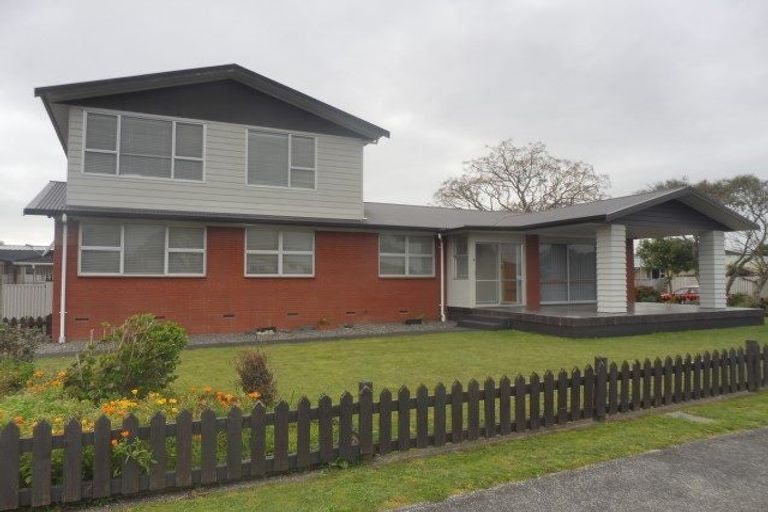 Photo of property in 1 Challinor Street, Pukete, Hamilton, 3200