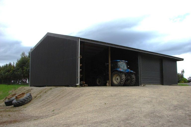 Photo of property in 217 Tussock Creek Grove Bush Road, Grove Bush, Invercargill, 9872