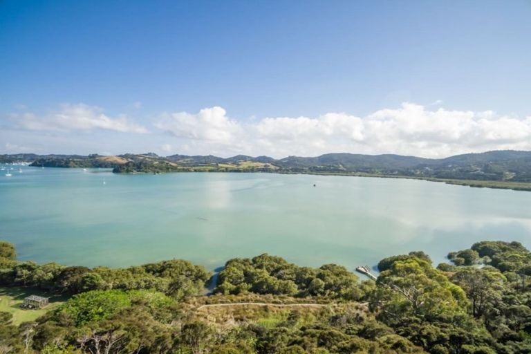 Photo of property in 24 Te Wahapu, Russell, 0272