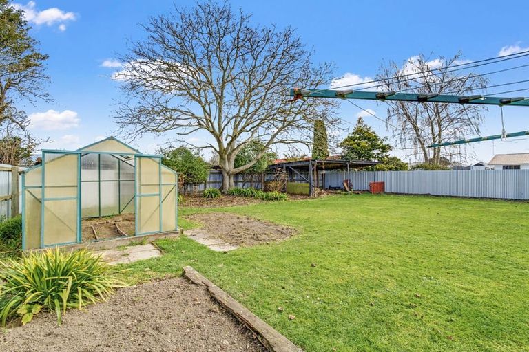 Photo of property in 17 Buckleys Terrace, Tinwald, Ashburton, 7700