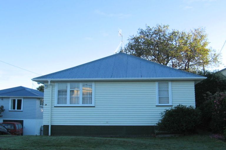 Photo of property in 9 Eatwell Avenue, Paraparaumu Beach, Paraparaumu, 5032