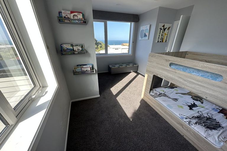 Photo of property in 154 Severn Street, Island Bay, Wellington, 6023