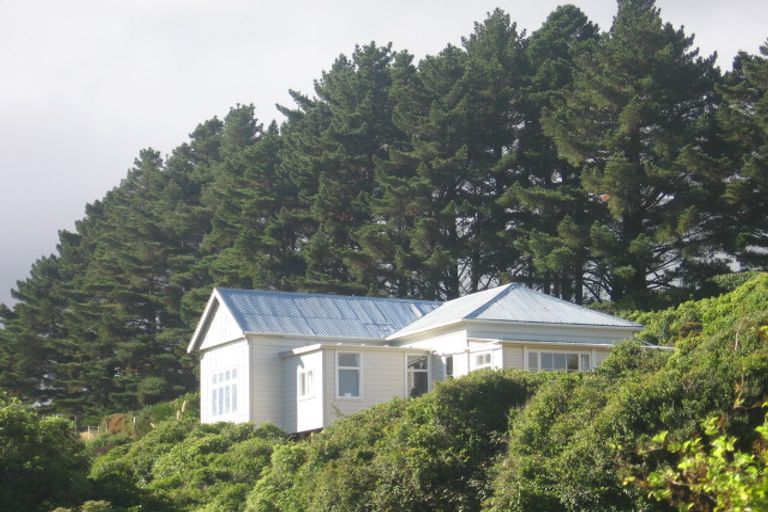 Photo of property in 110 Rowells Road, Glenside, Wellington, 6037