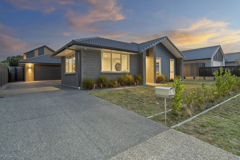 Photo of property in 9 Blacklock Road, Pyes Pa, Tauranga, 3112