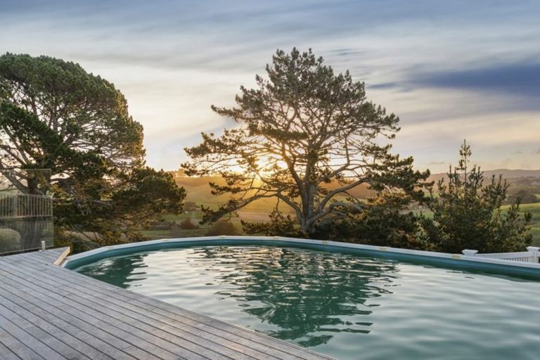 Photo of property in 39 Windmill Glen Road, Dairy Flat, Albany, 0794