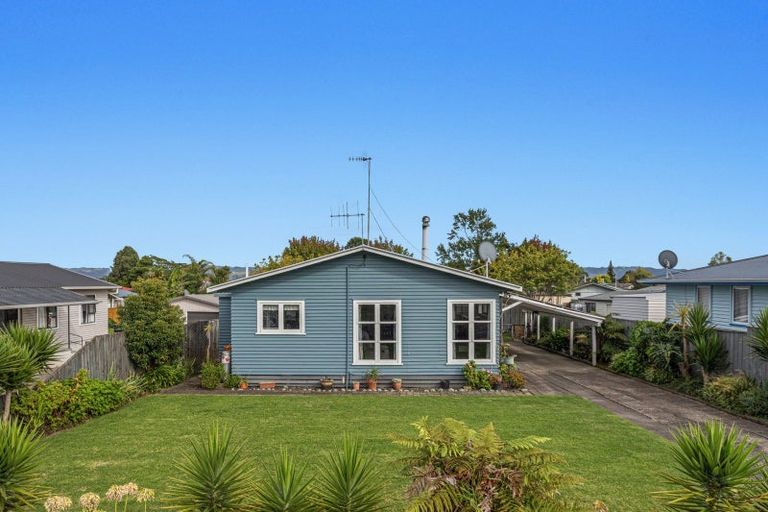 Photo of property in 46 College Road, Edgecumbe, 3120