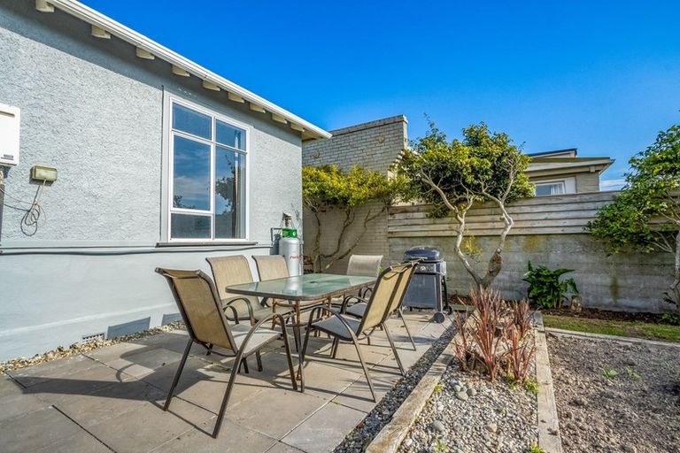 Photo of property in 130 Victoria Road, Saint Kilda, Dunedin, 9012