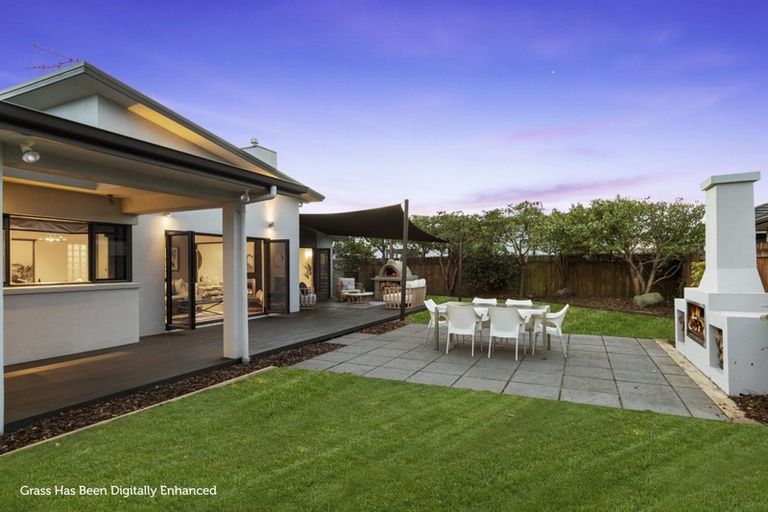Photo of property in 10 Koro Mews, Papamoa Beach, Papamoa, 3118