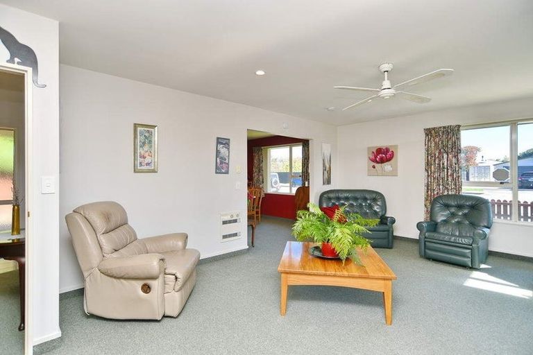 Photo of property in 52a Durham Street, Rangiora, 7400
