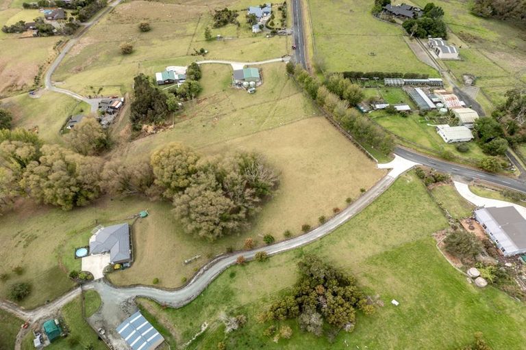 Photo of property in 65 Jumna Road, Maungaturoto, 0587