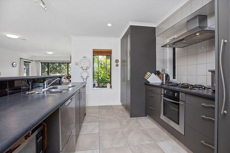 Photo of property in 16 Matemuri Drive, Papamoa Beach, Papamoa, 3118