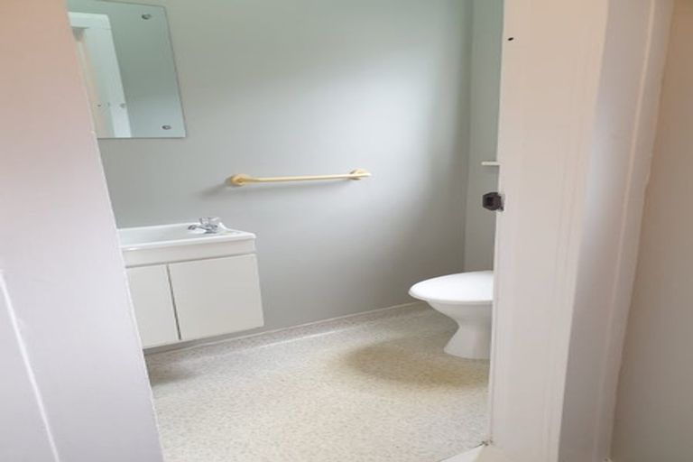 Photo of property in 52 Devonshire Road, Miramar, Wellington, 6022