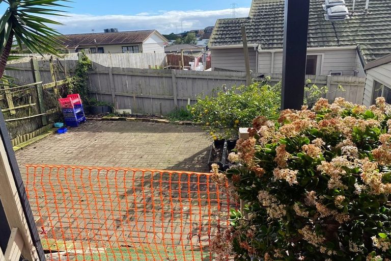 Photo of property in 93 Everglade Drive, Totara Heights, Auckland, 2105