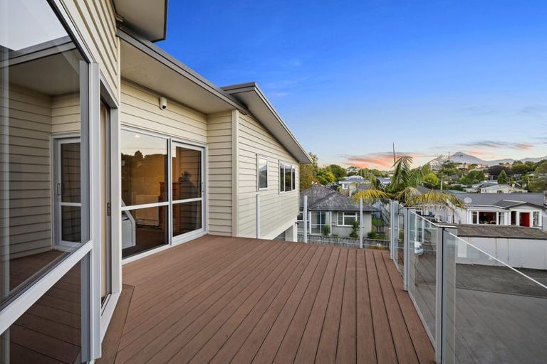 Photo of property in 3a Lorna Street, Lynmouth, New Plymouth, 4310