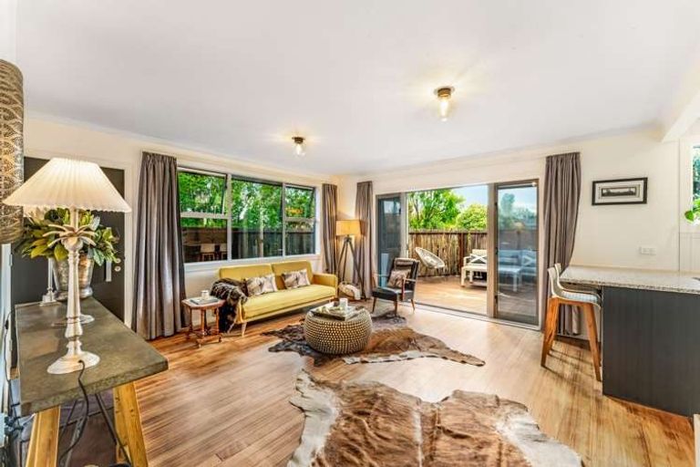 Photo of property in 22a Erica Street, Papanui, Christchurch, 8053
