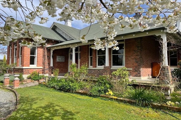 Photo of property in 90 Shearman Street, Waimate, 7924