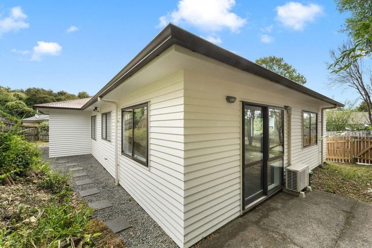 Photo of property in 46b Brains Road, Kelston, Auckland, 0602