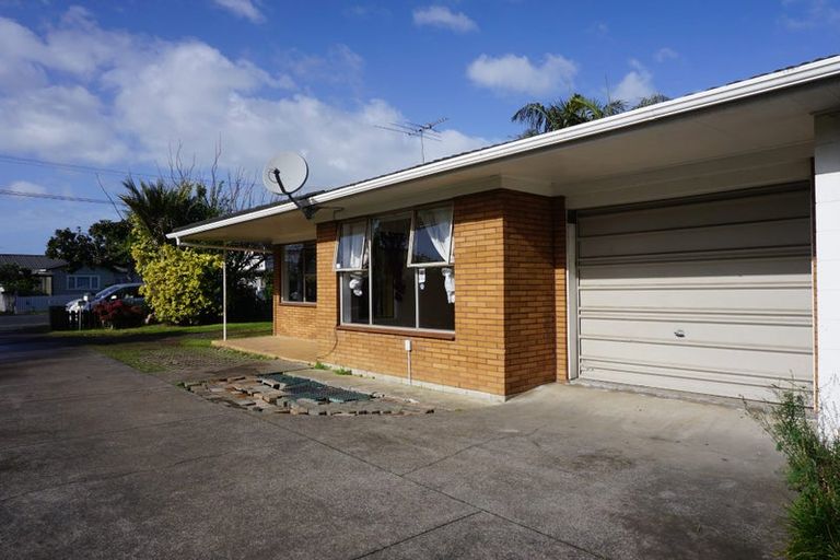 Photo of property in 1/51 Huia Road, Papatoetoe, Auckland, 2025