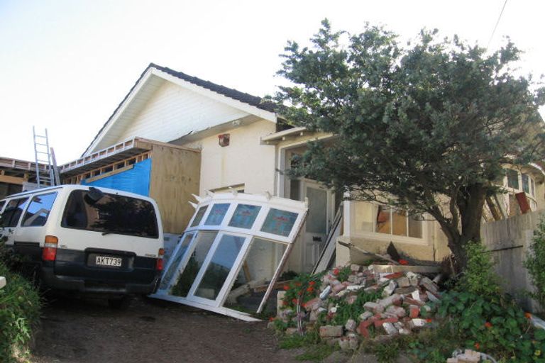 Photo of property in 11 Fallowfield Avenue, Mount Victoria, Wellington, 6011