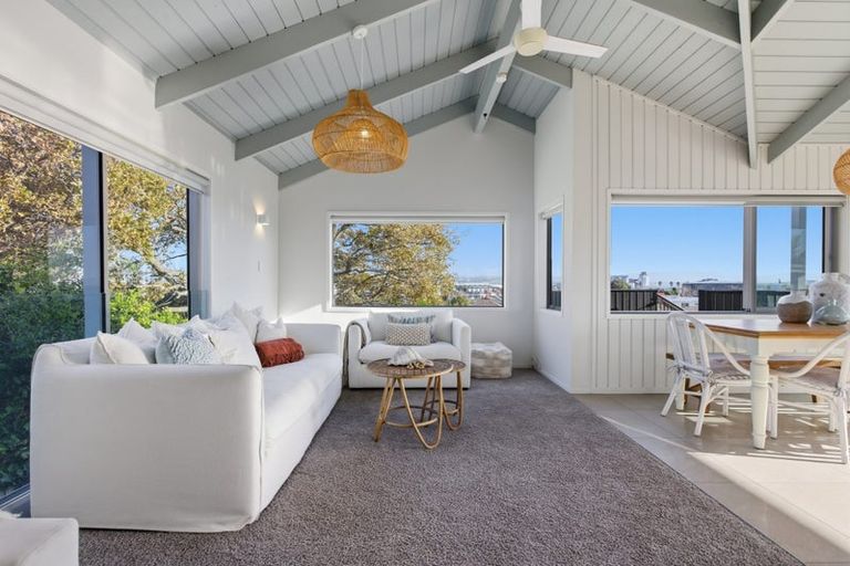 Photo of property in 30 Terrace Avenue, Mount Maunganui, 3116