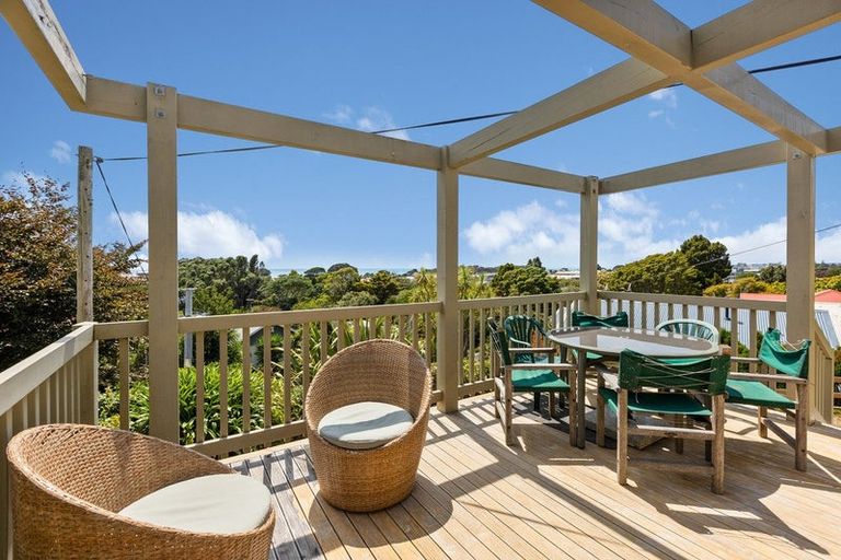 Photo of property in 26 Bonithon Avenue, Moturoa, New Plymouth, 4310