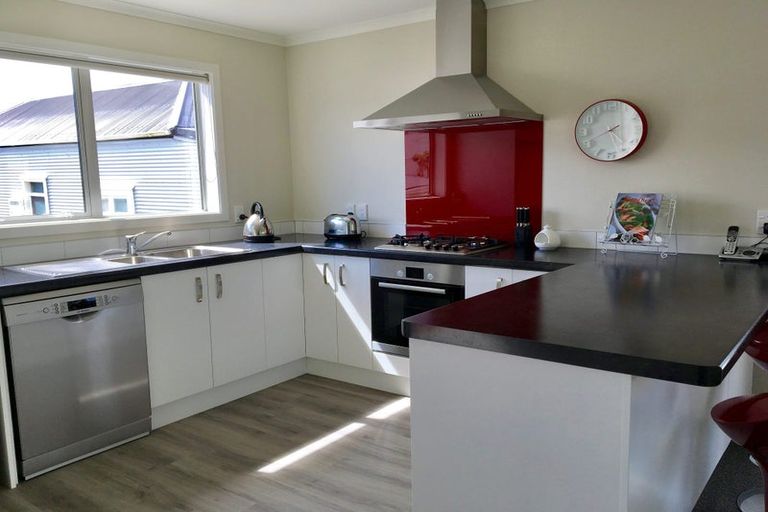 Photo of property in 186a Rintoul Street, Berhampore, Wellington, 6023