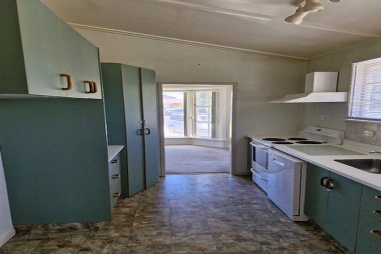 Photo of property in 11 Barron Crescent, Fenton Park, Rotorua, 3010