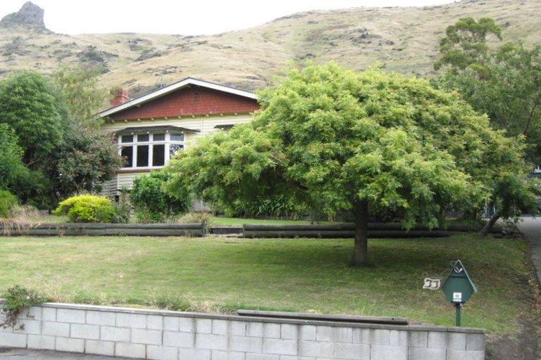 Photo of property in 33 Port Hills Road, Heathcote Valley, Christchurch, 8022