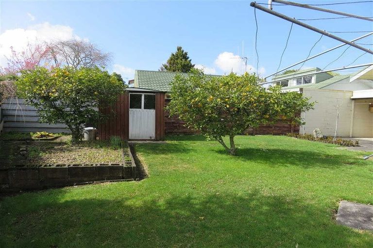 Photo of property in 71 Cambridge Road, Hillcrest, Hamilton, 3216