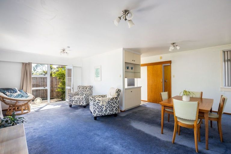 Photo of property in 16b Te Mete Terrace, Merrilands, New Plymouth, 4312