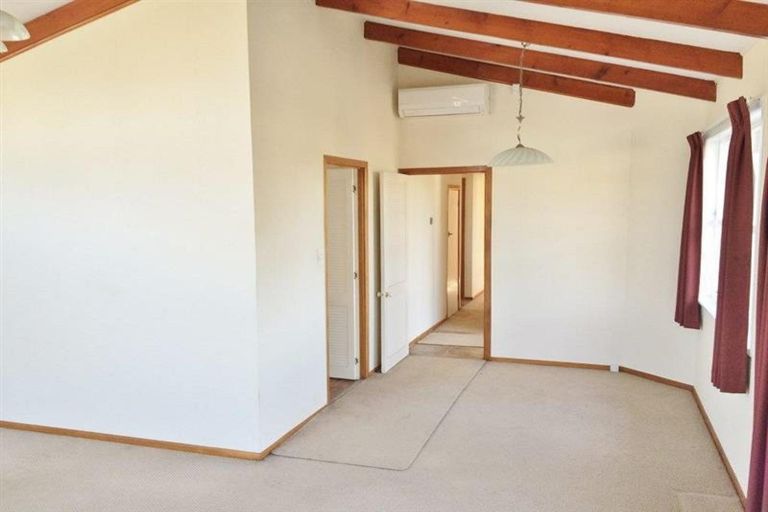 Photo of property in 22 Roseanne Road, Manurewa, Auckland, 2102