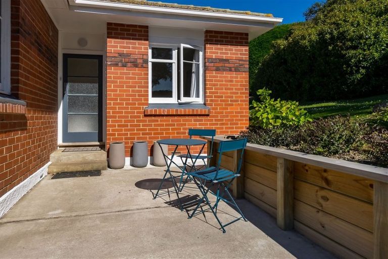 Photo of property in 1 Jane Street, Macandrew Bay, Dunedin, 9014
