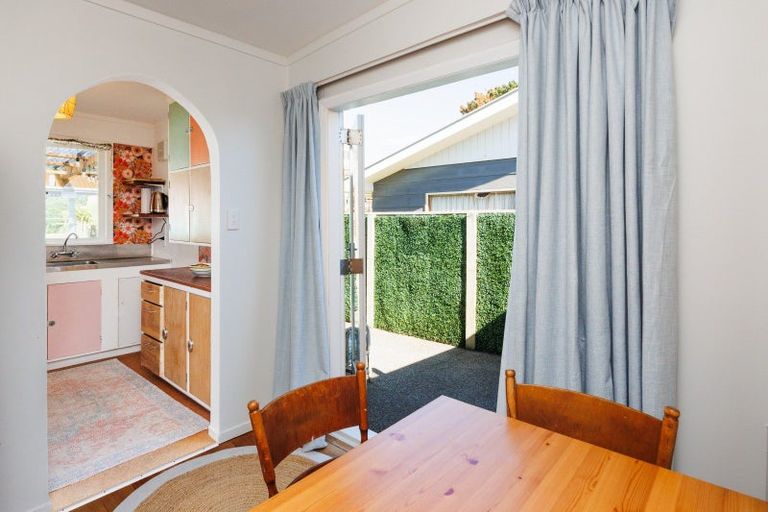 Photo of property in 16 Chrystal Street, Foxton Beach, Foxton, 4815