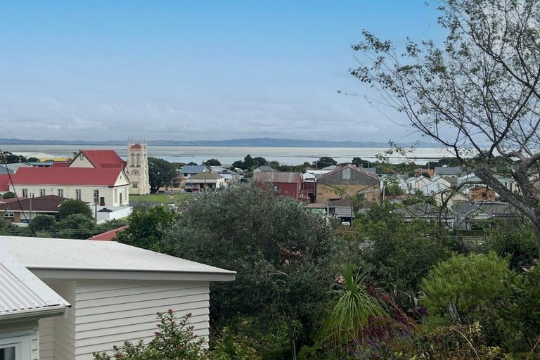 Photo of property in 100 Vanguard Street, Thames, 3500