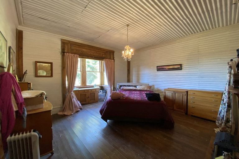 Photo of property in 7 Russell Esplanade, Otautau, 9610