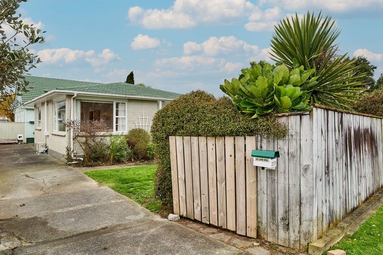 Photo of property in 257 Waterloo Road, Fairfield, Lower Hutt, 5011